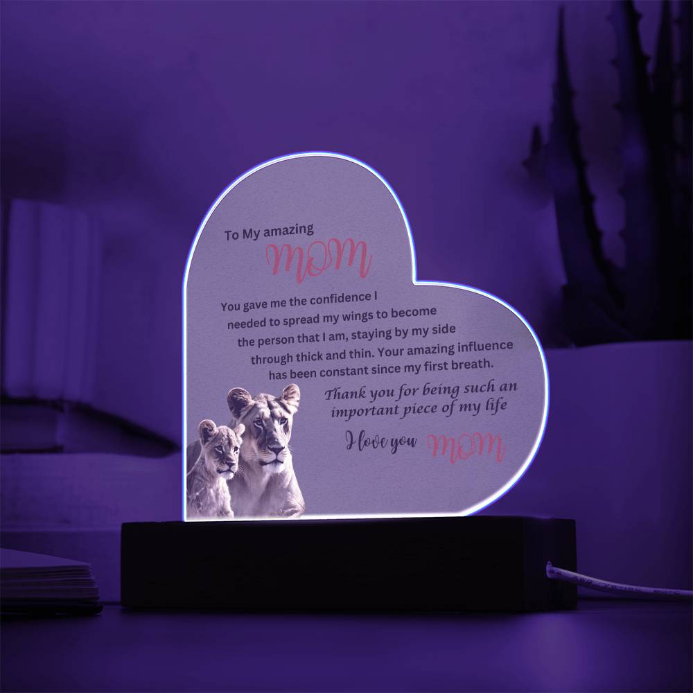 An To my amazing mom lions acrylic heart plaque with wooden base with a poem, perfect for mom as a special gift.